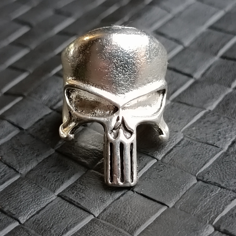 Silver Punisher Ring Sz 8